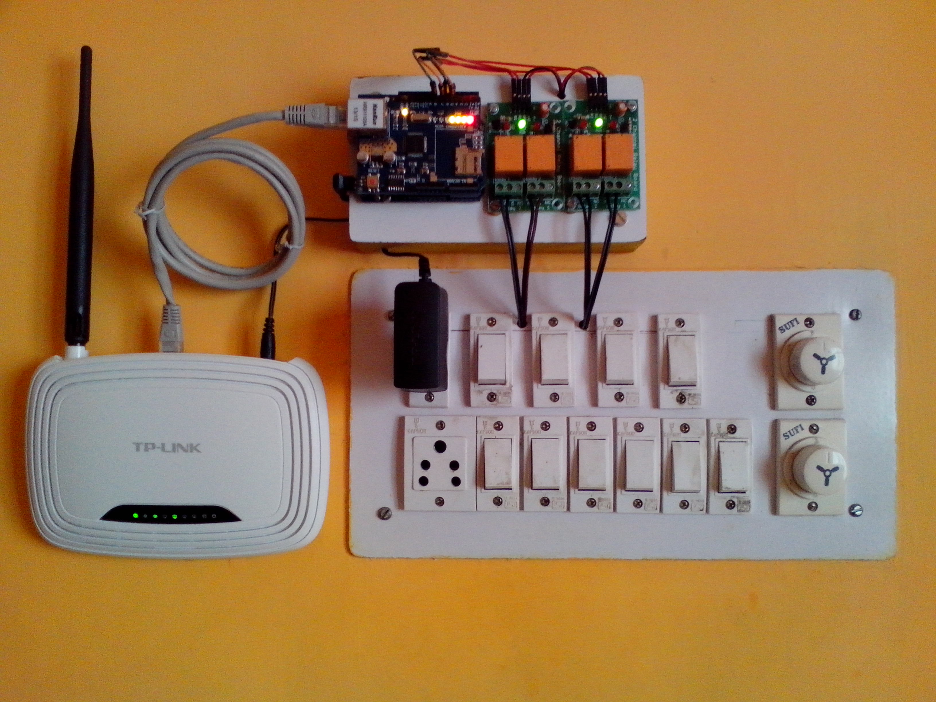 Điều khiển ánh sáng trong nhà bằng smartphone nhờ bo mạch arduino