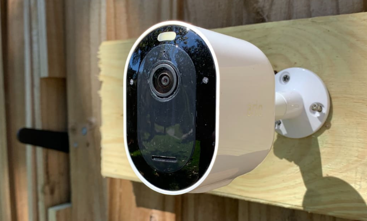 Arlo Pro 4 - Camera An Ninh Không Dây với Tính Năng Ưu Việt